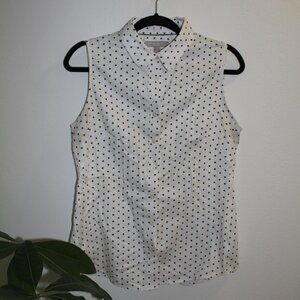 Banana Republic Sleeveless Button Down Top